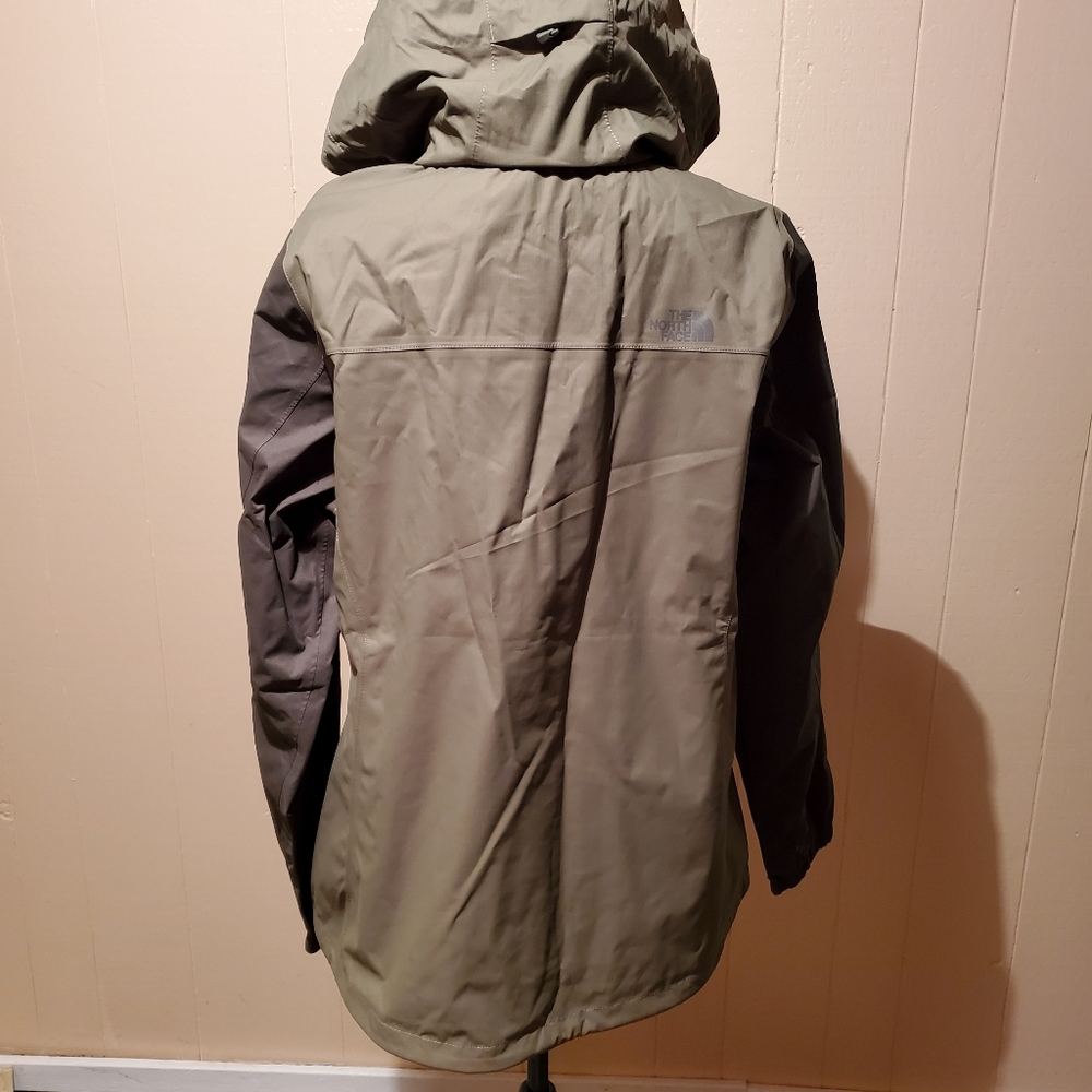 Northface Jacket - Picture 10 of 11